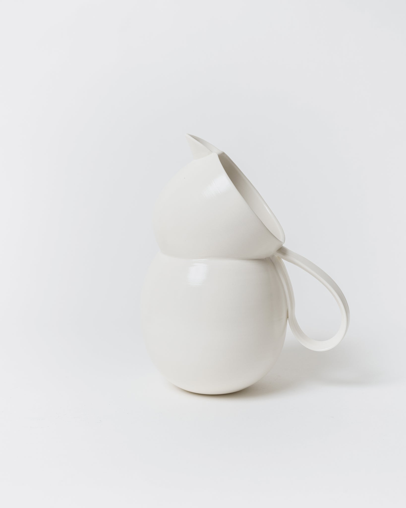 Sphere White Water Jug